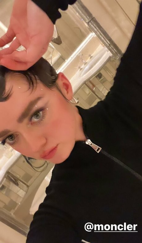 tiny onlyfans sexy xxx pictures