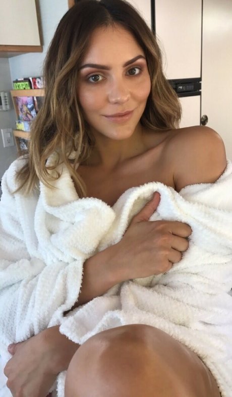 Katharine McPhee star adult pic