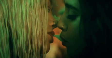 Lauren Jauregui model free photo