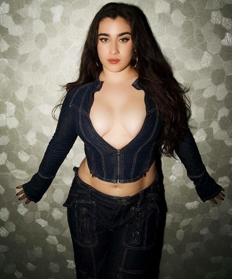 Lauren Jauregui exclusive star photos