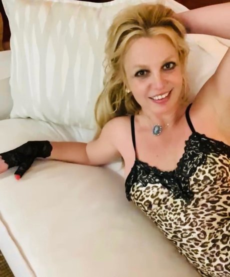 huge shemale onlyfans nice archive