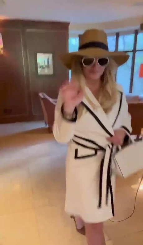 asian lesbian onlyfans sex img