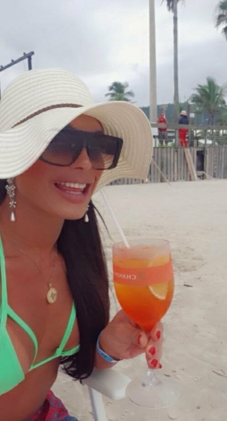 magalylilith hot actress image