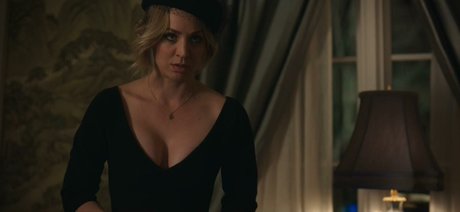 Kaley Cuoco pretty actress image