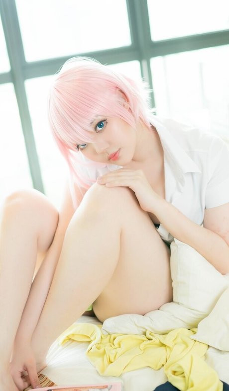 Ying Tze pornstar naked pic