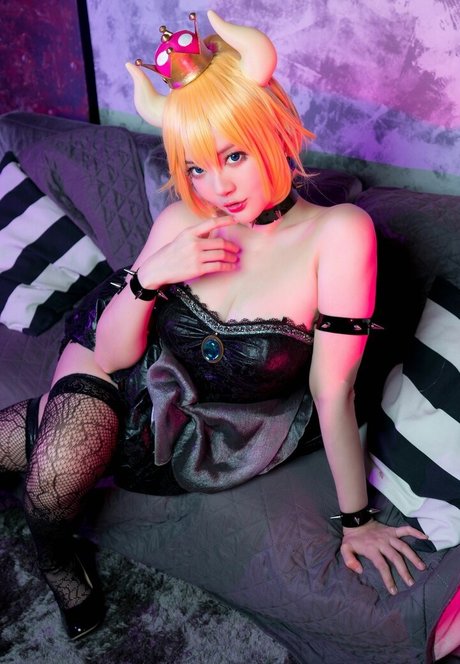 Ying Tze top model image