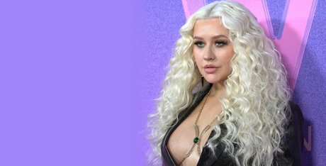 Christina Aguilera Profile pic