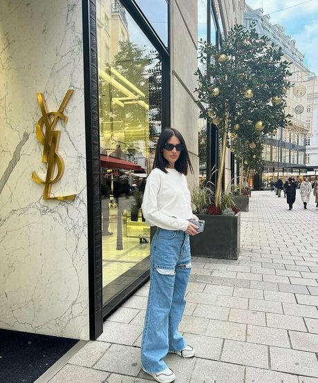 lusty stabber beautiful actress image