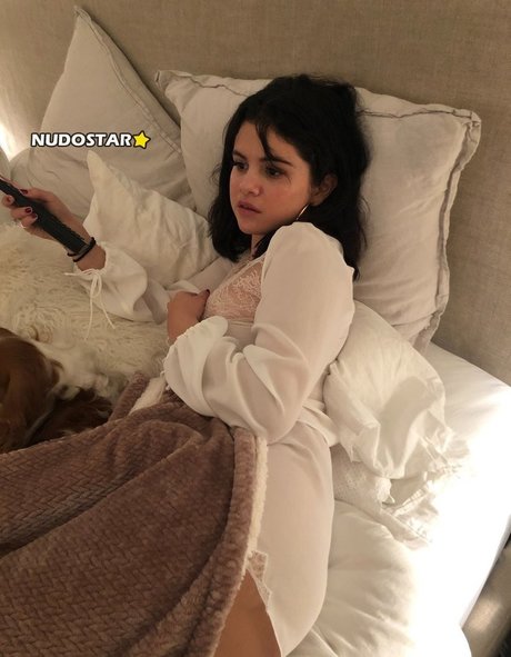 curly ebony onlyfans beautiful nude photo