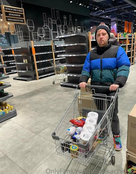 markkaczynski pretty model archive