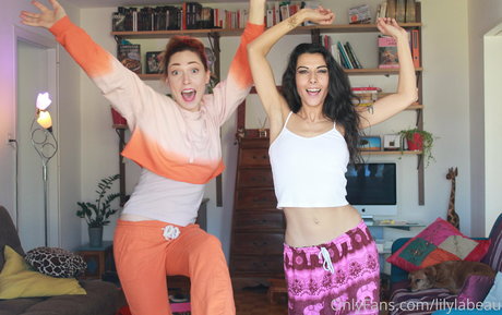 lilylabeau naked model gallery