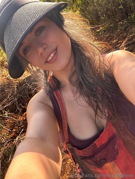 leaandbear model free pics