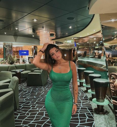 Gabriela Moura nudes star photos