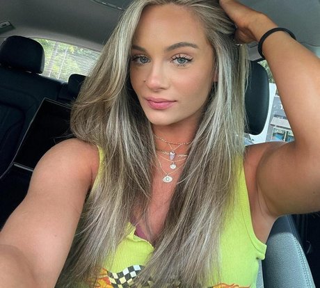 squat riding onlyfans sexy naked img