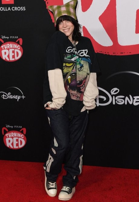 Billie Eilish perfect actress pics