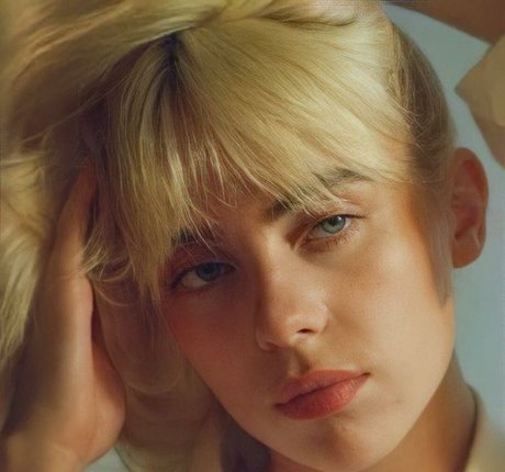 Billie Eilish model nudes archive