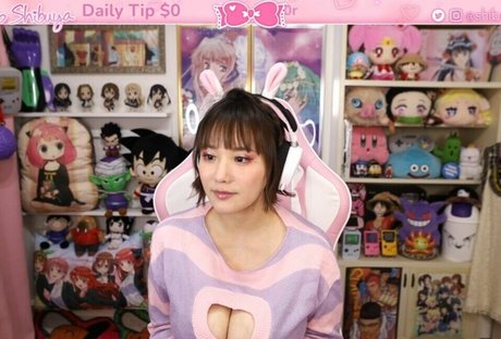 chubby small tits onlyfans exclusive photo