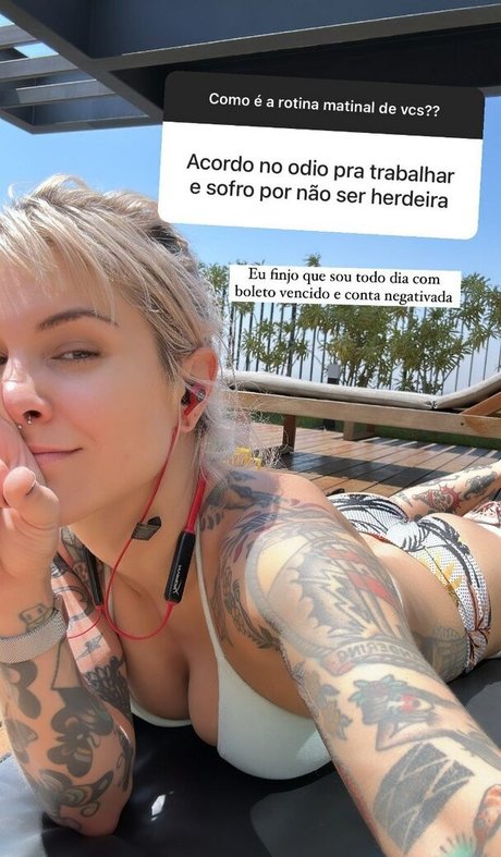 Mariana Ayres exclusive model gallery