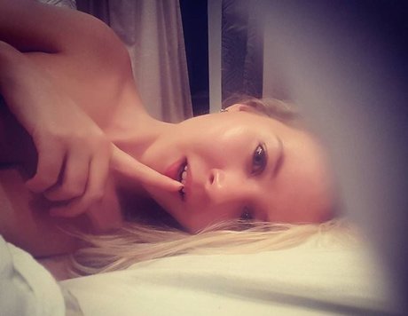 Valeriya ASMR pornstar perfect photos