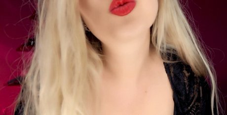 Valeriya ASMR naked star image