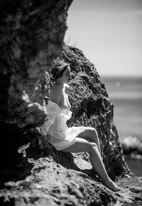 Erna Burn model art photo