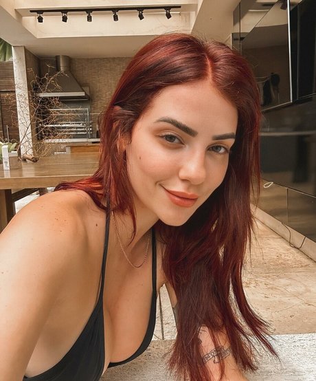 Karol Queiroz pornographic star photos