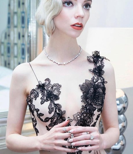 midget nude onlyfans nudes gallery