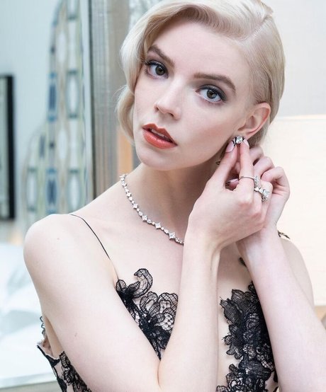 Anya Taylor Joy erotic model images