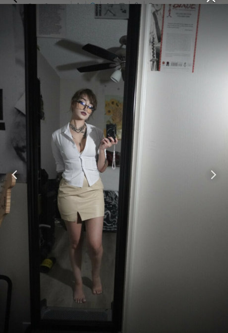 Redroomromance star top gallery