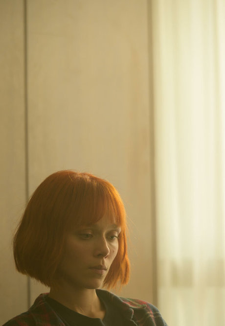 Ivanna Sakhno star top pics