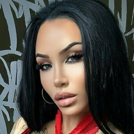 Natasha Noelle model adult photo