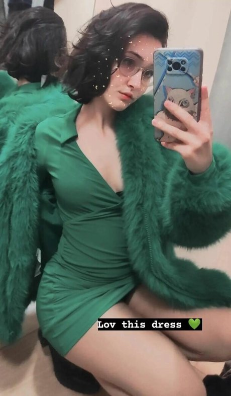 video call onlyfans naked image