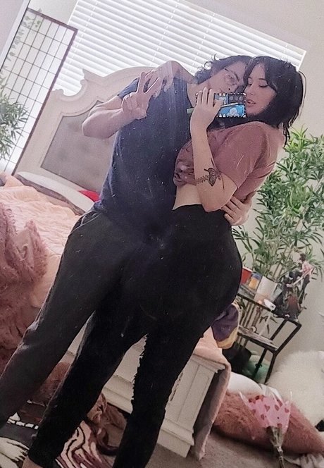 Yureta model pornographic gallery