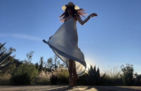 Abigail Spencer top model galleries