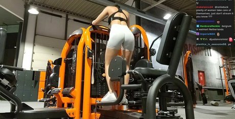 amateur swinger onlyfans erotic img