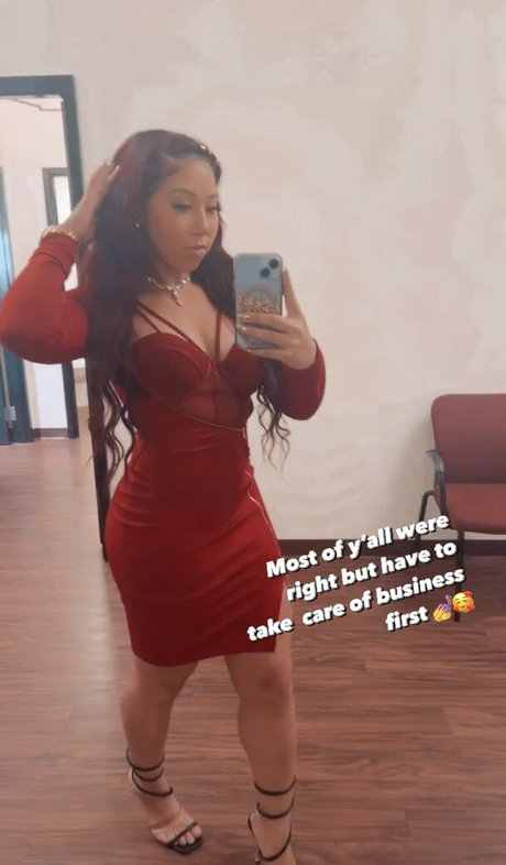 Kiah Dream model sexy img