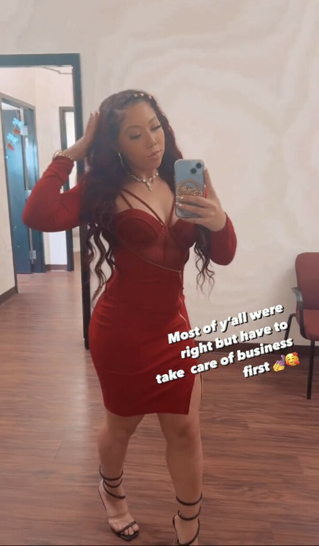 Kiah Dream sex pornstar img