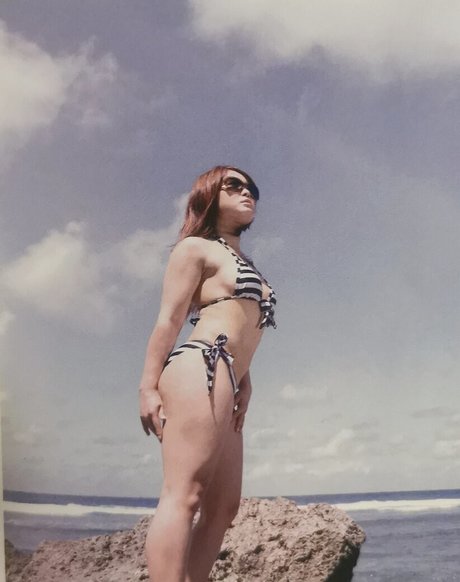 Iyo Sky pornstar nude pictures