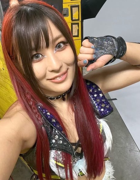 Iyo Sky model nice gallery