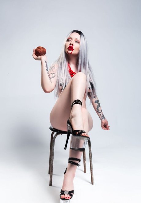 Margaritadirge model nudes archive