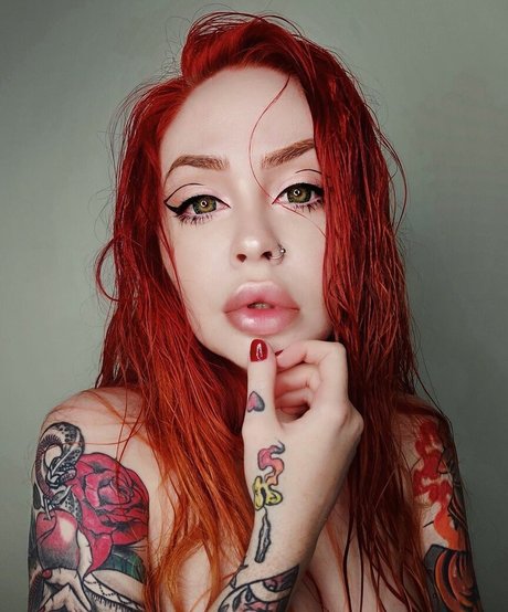 Margaritadirge hot star photo