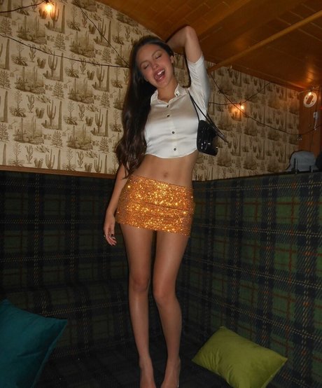 Olivia Rodrigo model erotic photo