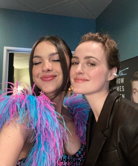 Olivia Rodrigo pornstar sexy picture