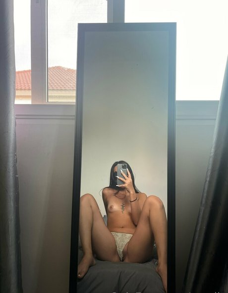 zarajin model nudes pics