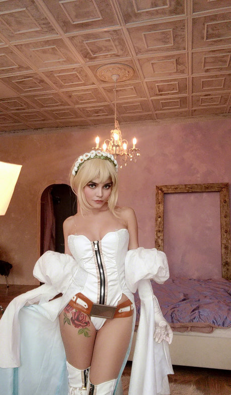 swinger milf onlyfans sexy image