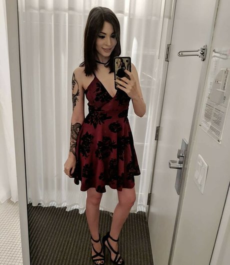 MelonieMac pornstar beautiful images