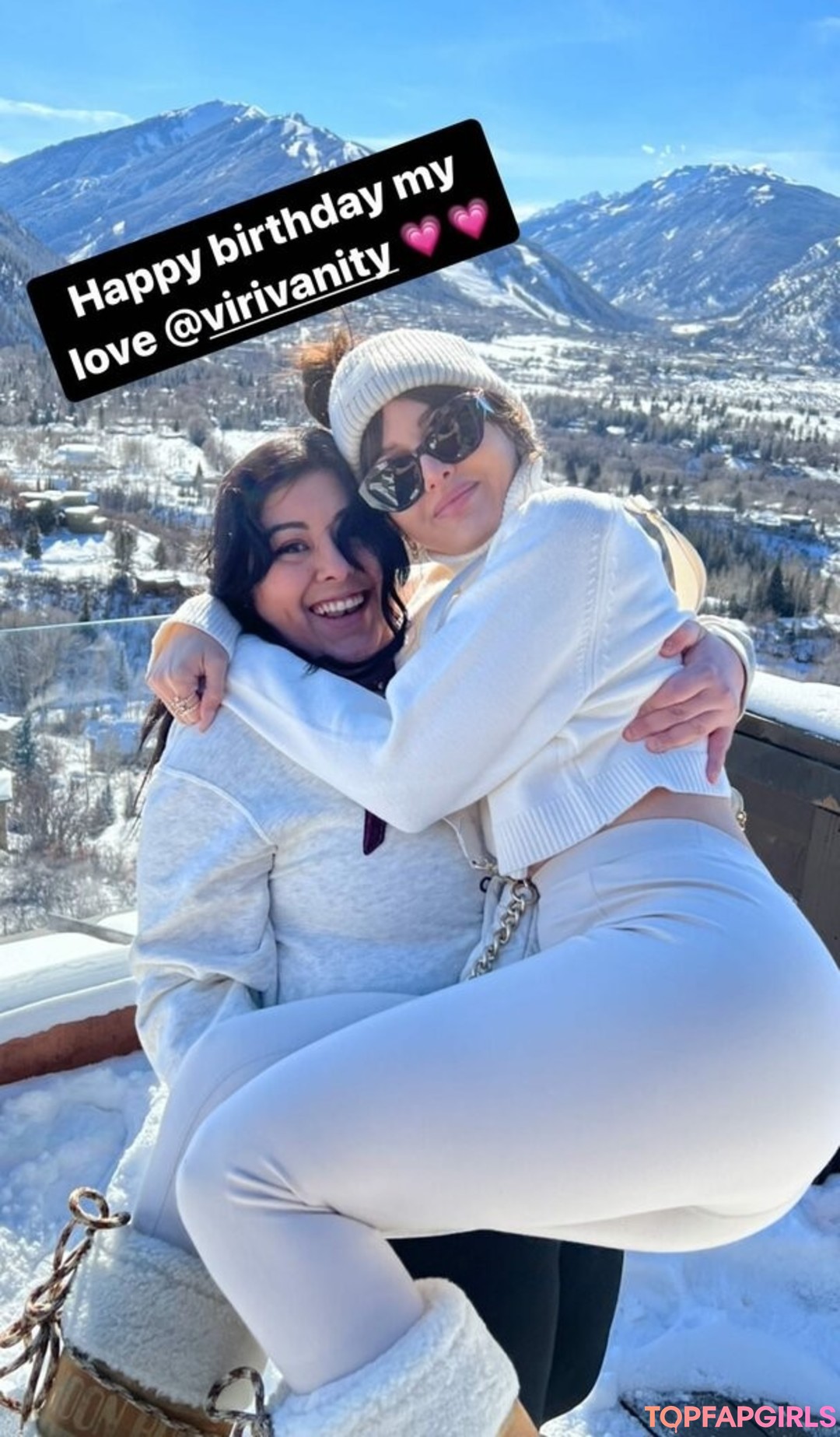 Sssniperwolf model pretty pics