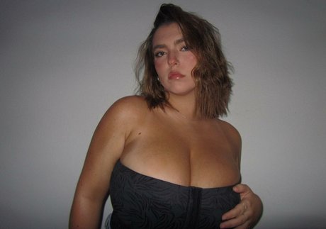 seerahb2 pornstar nice images