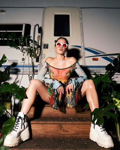 Alanna Jade Taylor model nude images