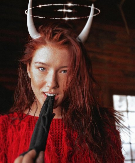 Alanna Jade Taylor star pic